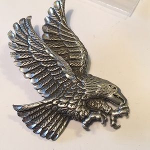 Vintage EGC 1989 pewter eagle brooch
